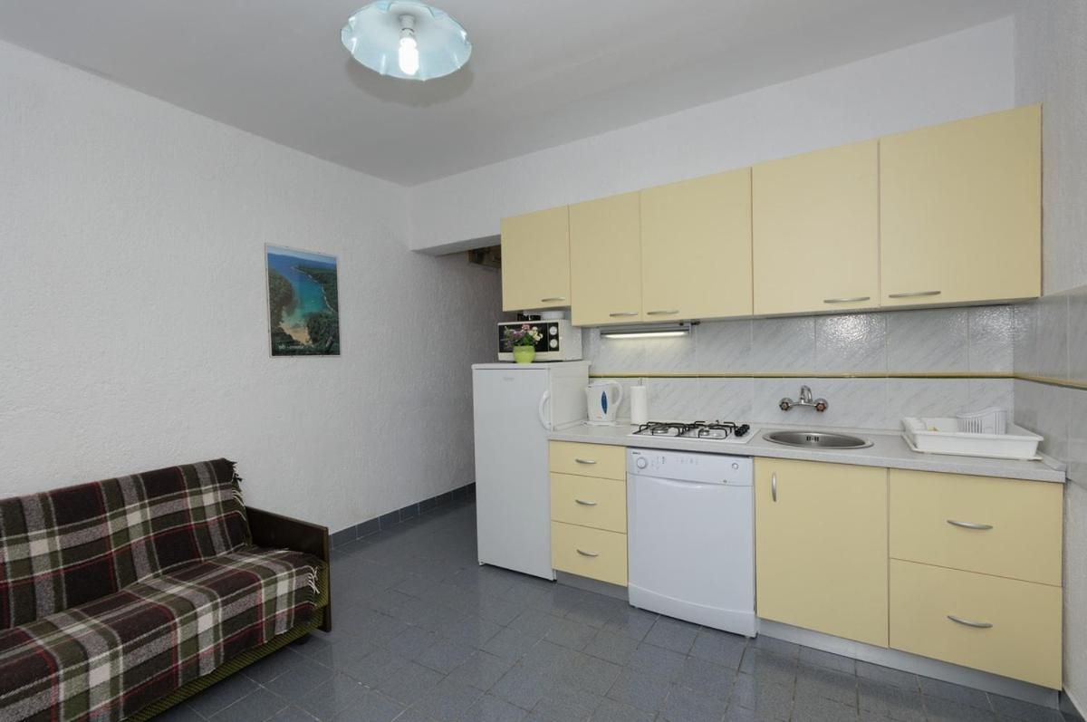 Apartments With A Parking Space Supetarska Draga - Gonar, Rab - 4987 Номер фото